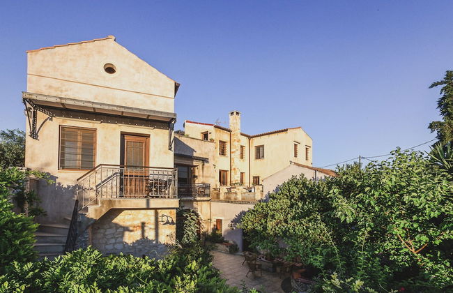 Serene Indoor Pool & Hamam Villa - Photo 57