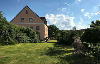 Photo 1 - Apartment With Garden and Sauna Tranquil Area