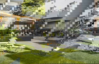 Foto 1 - Sunrise Village Hotel