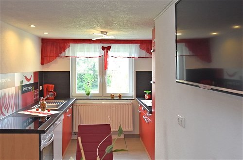 Photo 6 - Cozy Apartment in Lichtenhain Germany With Garden