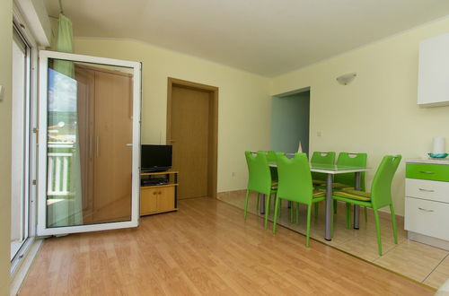 Foto 46 - Nice Small Apartment With a sea View