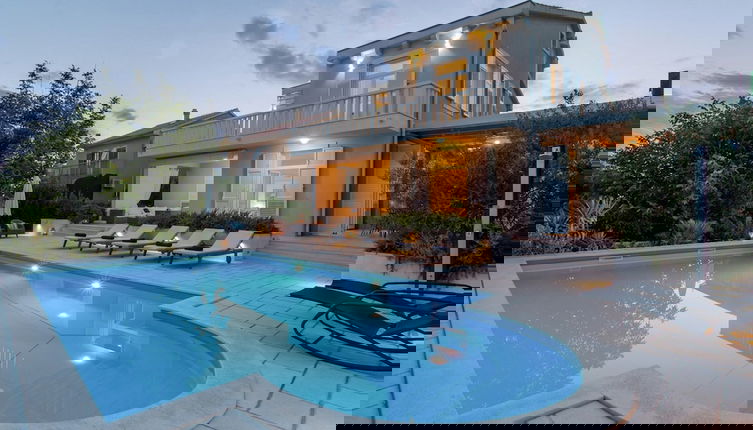 Foto 1 - Villa in Kastel Novi Near Beach