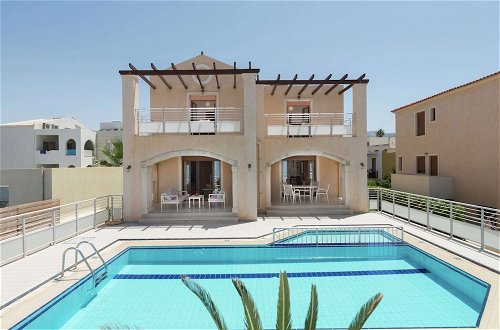 Foto 33 - Beautiful Villa in Rethimnon Crete With Private Pool