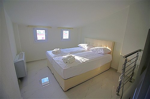 Photo 17 - Sky Rays Luxury Apartments