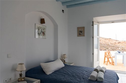 Foto 13 - Villa Cycladic Breeze Tranquil & Private