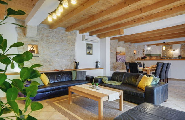 Villa in Batlug With Private Pool - Foto 21