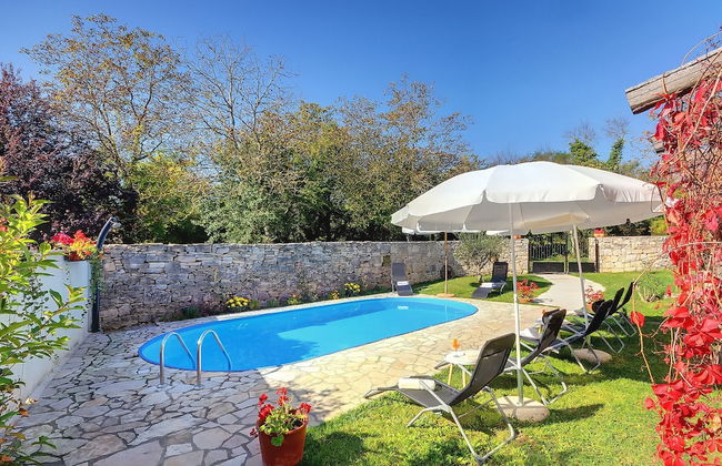 Villa in Batlug With Private Pool - Foto 36