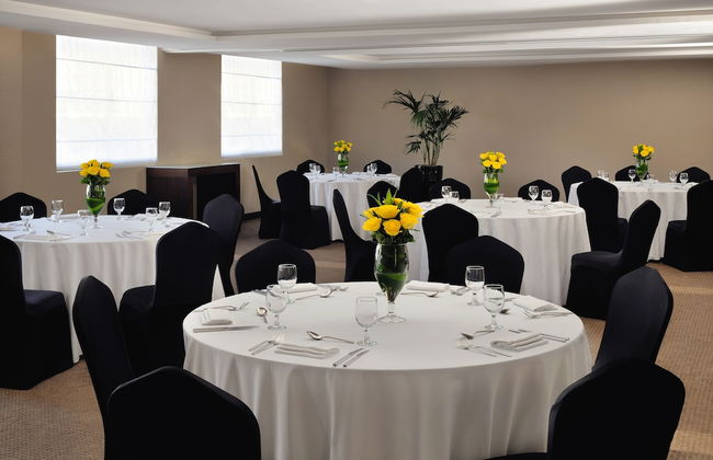 Movenpick Hotel Apartments Al Mamzar Dubai - Foto 43