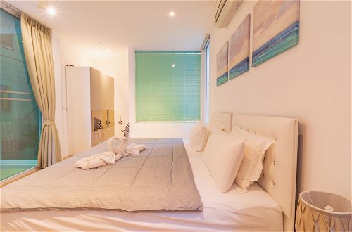 Photo 12 - Luxury 3 Bedroom Villa, Sea View (PM-A5)