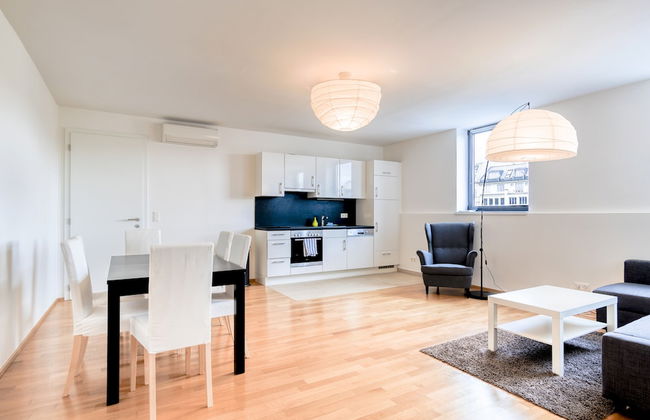 Margareten Apartments - contactless check in - Photo 1