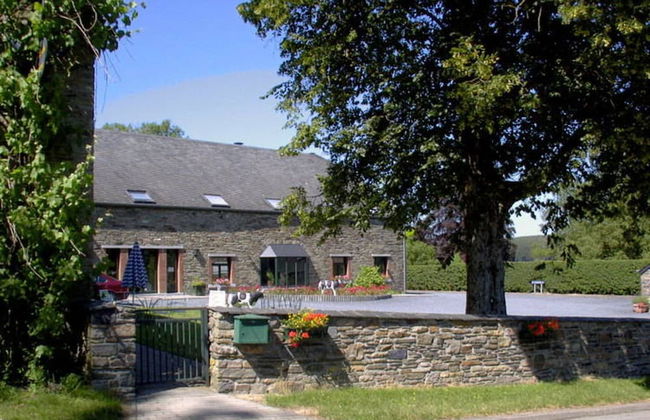 Alluring Farmhouse in Lavacherie with Hot Tub - Foto 35