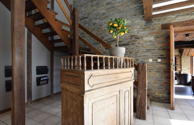 Alluring Farmhouse in Lavacherie with Hot Tub - Foto 2