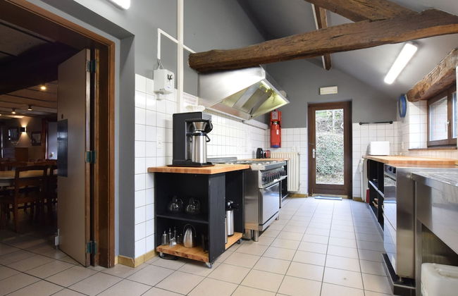 Alluring Farmhouse in Lavacherie with Hot Tub - Foto 14