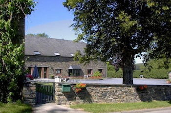 Photo 35 - Alluring Farmhouse in Lavacherie with Hot Tub