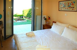 Foto 1 - Comfartable 1 Bedroom Flat with Garden near Beach