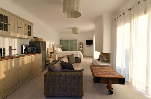 Photo 3 - Paros Butterfly Villas