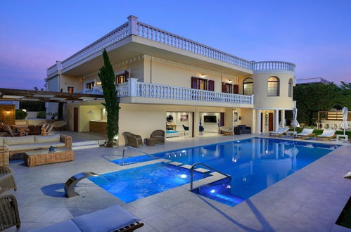 Photo 32 - Peaceful Villa With Private Heated Pool Jacuzzi