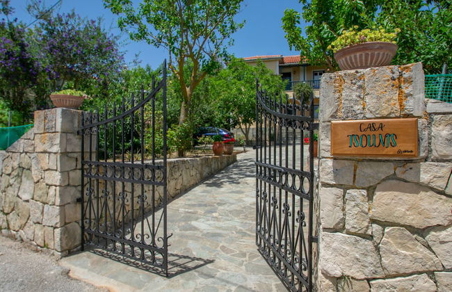 Casa Tsounis - Photo 23