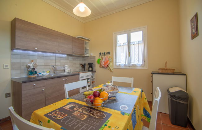 Casa Tsounis - Photo 9