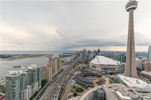 Photo 37 - Sky Home with Stunning View of Toronto and Lake Ontario