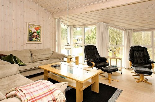 Foto 15 - 8 Person Holiday Home in Albaek