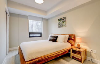 Photo 2 - The Met Apartments by Corporate Stays