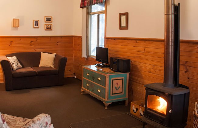 Balingup Heights Hilltop Forest Cottages - Photo 26