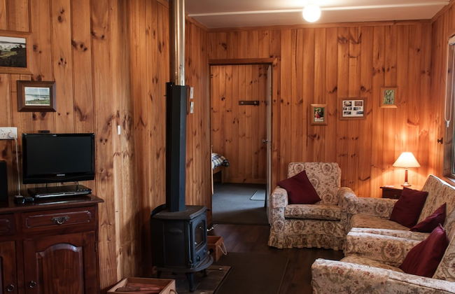 Balingup Heights Hilltop Forest Cottages - Photo 31