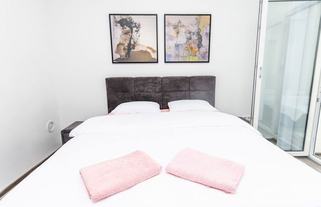 Modern Apartment in the Heart of the City Center! - Foto 3