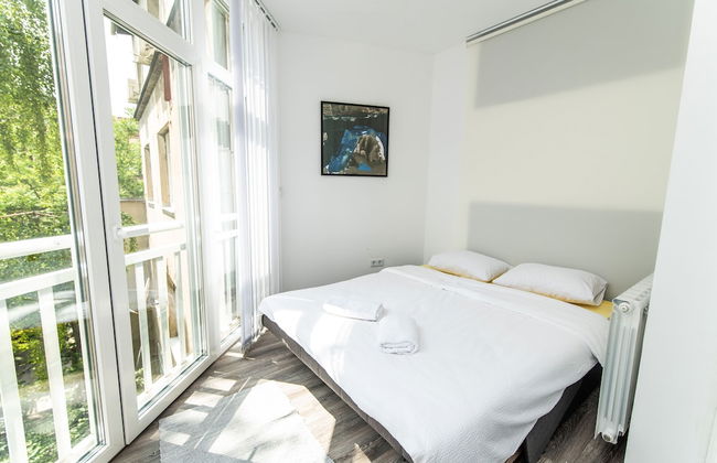 Modern Apartment in the Heart of the City Center! - Foto 1