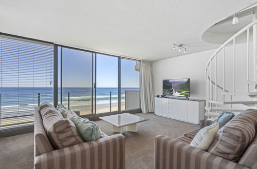 Photo 25 - Premiere Apartments -HR Surfers Paradise