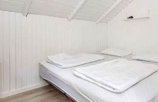 Photo 2 - 8 Person Holiday Home in Toftlund