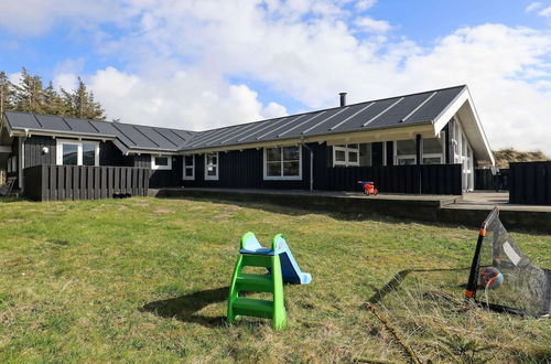 Photo 26 - 10 Person Holiday Home in Lokken