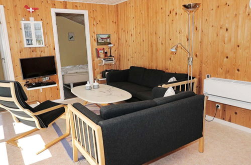 Photo 9 - 6 Person Holiday Home in Hadsund