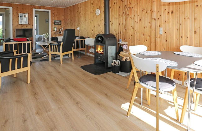 6 Person Holiday Home in Hadsund - Foto 12