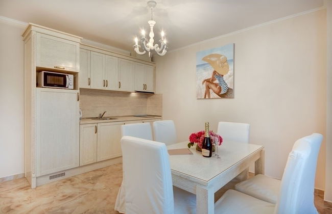 Venera & Anastasia Palace Apartments - Foto 14