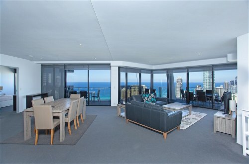 Photo 23 - Circle on Cavill - Private Apartments