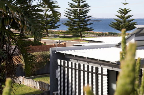 Photo 37 - Esperance Island View Apartments