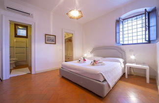 Photo 2 - Villa Faccioli Limone With Shared Pool