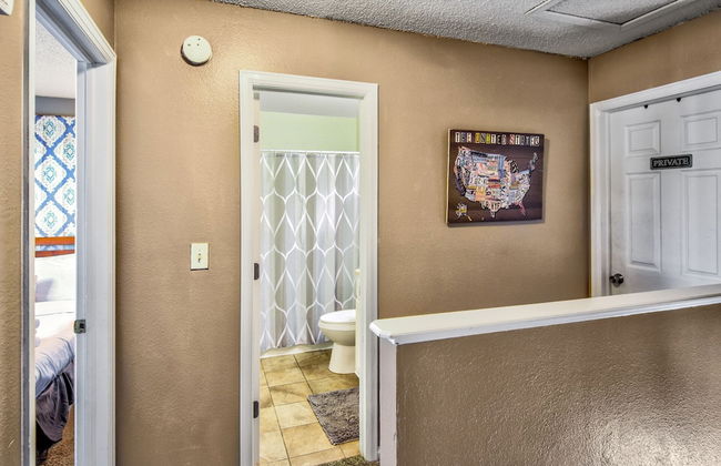 4 BR Country Home In Suburbs W/trails & Parks - Foto 6