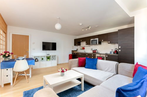 Photo 5 - Bright Comfy 2 bed in trendy Dalston