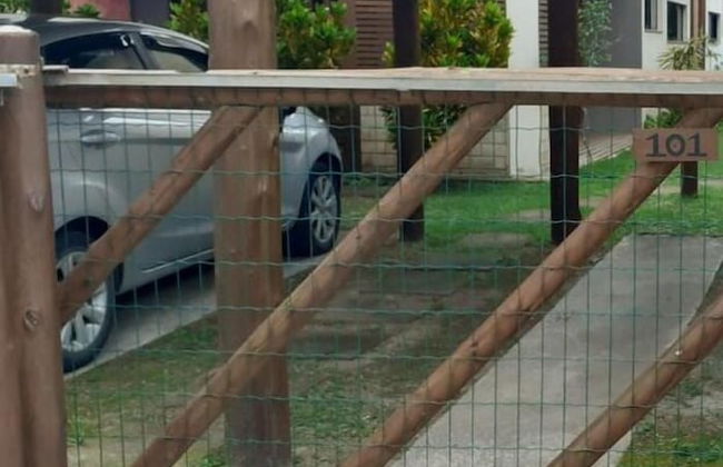 Apto Espaçoso em Barra da Ibiraquera - Foto 18