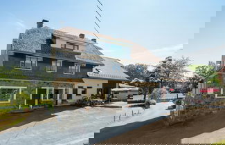 Foto 1 - Spacious Amel Stay With Garden