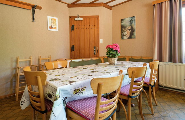 Spacious Holiday Home With Large Garden - Photo 30