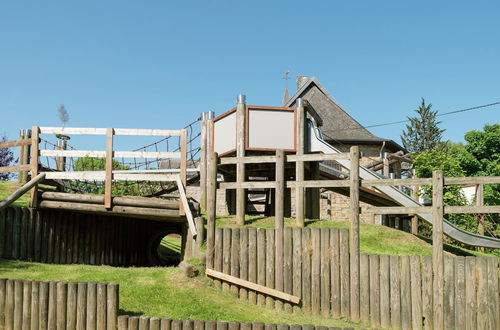 Photo 33 - Spacious Holiday Home With Large Garden