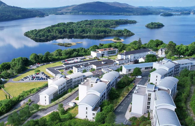 St Angela’s Lakeside Aparthotel - Foto 1