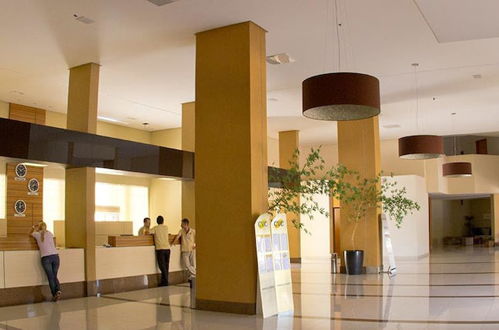 Photo 2 - Thermas Boulevard Suite Hotel