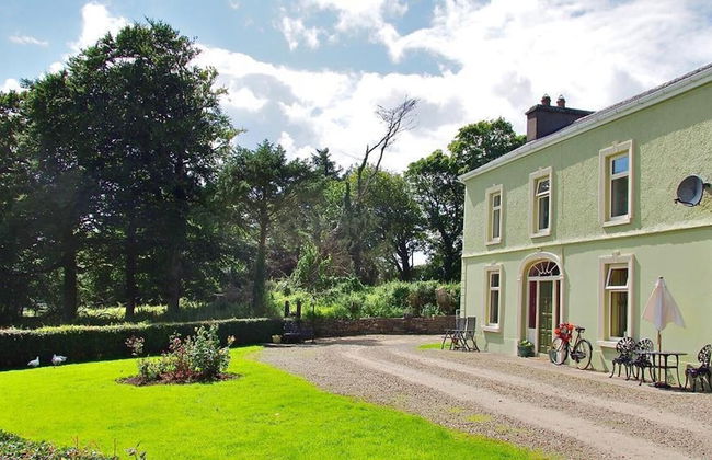 Shannon View 3 Bed Farm House With Private Parking - Photo 1