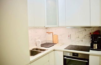 Photo 2 - Lovely 1 Bedroom Apartment in Central Dublin