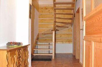 Photo 18 - Spacious Cottage With 5 Bedrooms, Woodburning Stove, Sauna, Near Ski Lift